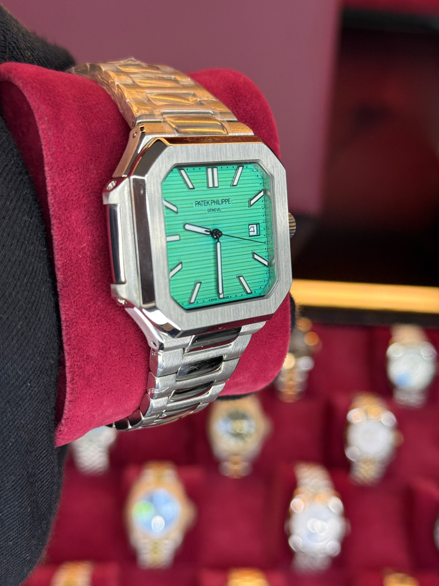 PATEK PHILIPPE görünüm 2